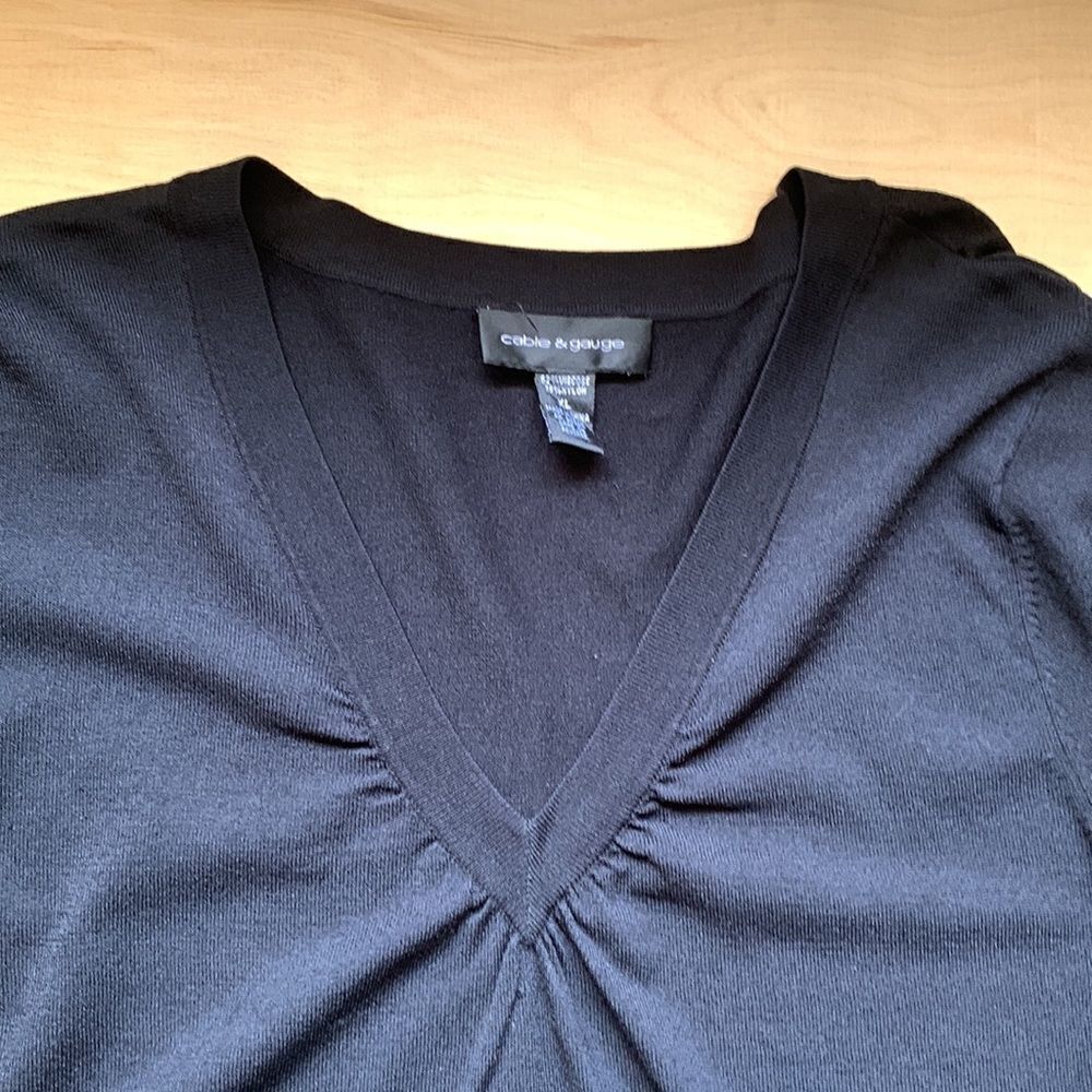 Cable & Gauge Black Sweater - Picture 5 of 7